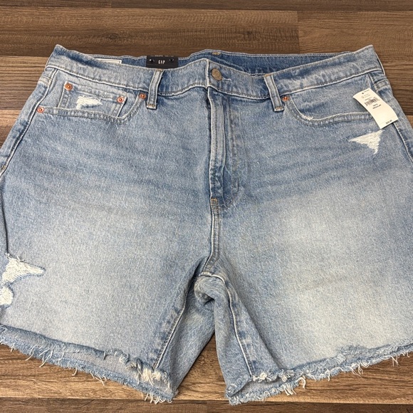 NWT Gap 6” Cheeky MIDI short high rise - Picture 1 of 5